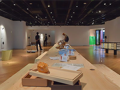 人づくりプロジェクト展 2015「私たちがオクルモノ」