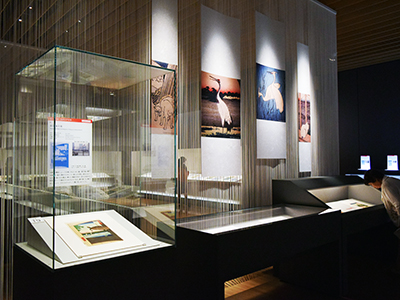 原安三郎コレクション 広重ビビッド