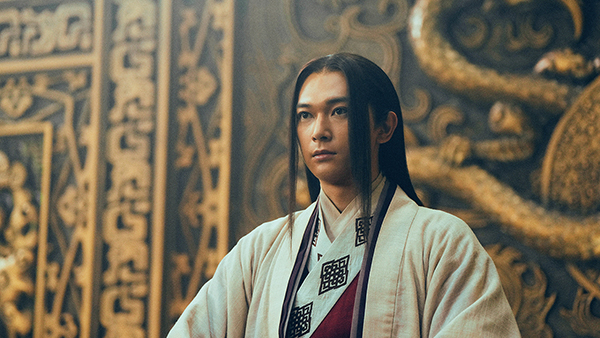 吉沢亮