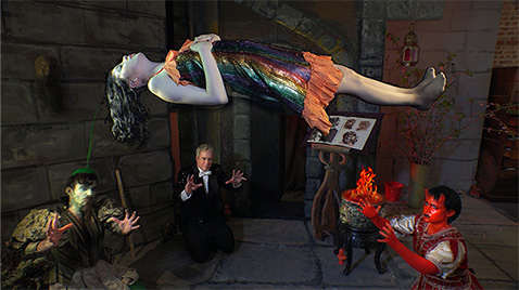 �s�v��m��Ȃ����́t2015-2016�N �W�����i�F�j���[���[�N�ߑ���p�فA2016�N Courtesy�FTony Oursler Studio