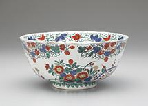 色絵花鳥文鉢　オランダ　18世紀　サントリー美術館（野依利之氏寄贈）