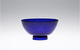 藍色鉢　清時代・おそらく雍正年間（1722-35）　中国　サントリー美術館