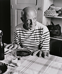 ロベール・ドアノー　《ピカソのパン》　1952 年 ゼラチン・シルバー・プリント　©Atelier Robert Doisneau/Contact