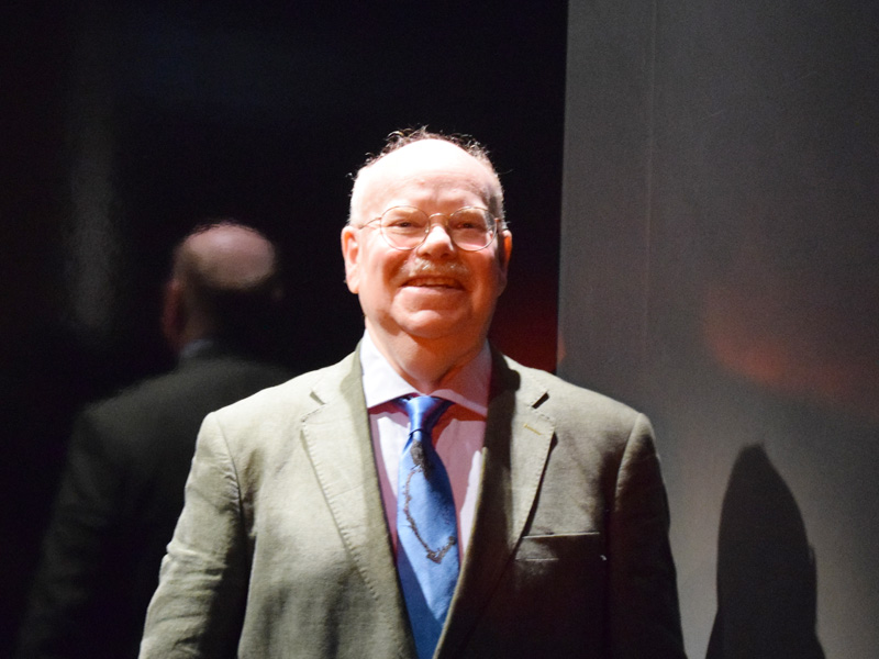 �S�[���h�}�� �R���N�V�����@�͓�ōւ̐��E