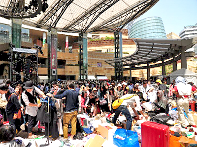 J-WAVE FLEA MARKET in Roppongi Hills