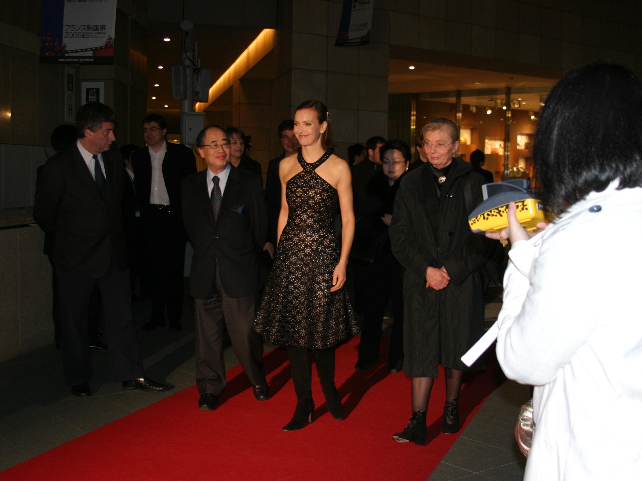 フランス映画祭06代表団団長 キャロル ブーケ フォトニュース Ehills Club