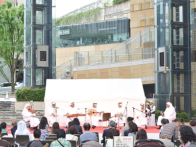 日本・サウジアラビア外交関係樹立60周年記念フォーラム民族舞踊ショー”サウジ・アルダ”