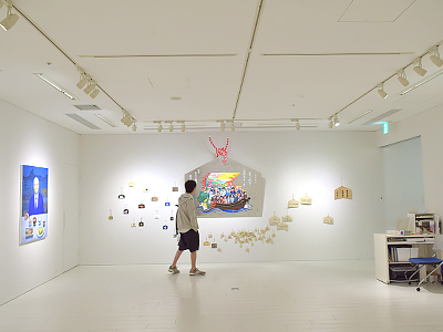 久松知子 「美術家の幸福論！」展