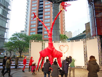 六本木ヒルズ10周年 祝祭スペクタクルイベント Les Girafes プレスビュー フォトニュース Ehills Club