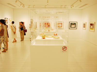 YAYOI KUSAMA  「私の大好きな私 tea wear」 原画展