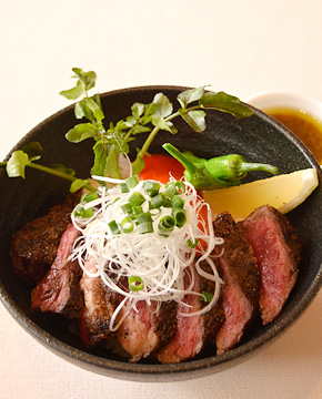 37ステーキハウス&バー